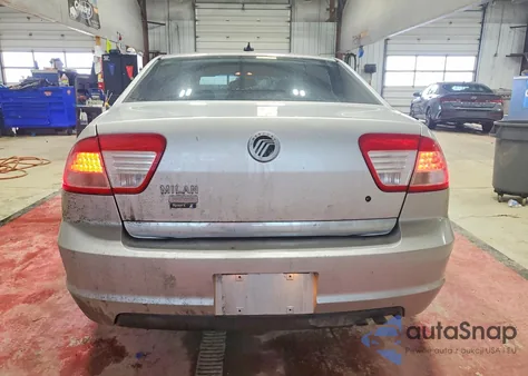 2009 Mercury Milan Premier z USA, uszkodzony, nr VIN 3MEHM08Z09R628310